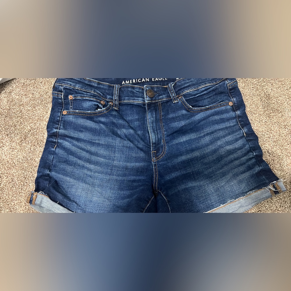 American eagle shorts mid size 14